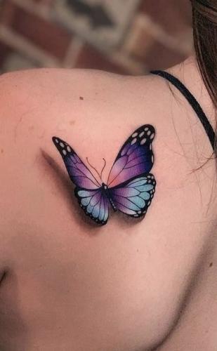 Idée de tatoo papillon pour femmes en 3d